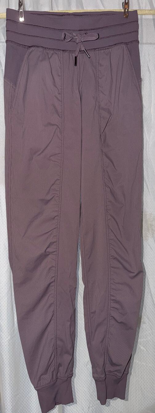 Lululemon Dance Studio Jogger Pants Womens 2 Purple Mauve 29 Inseam